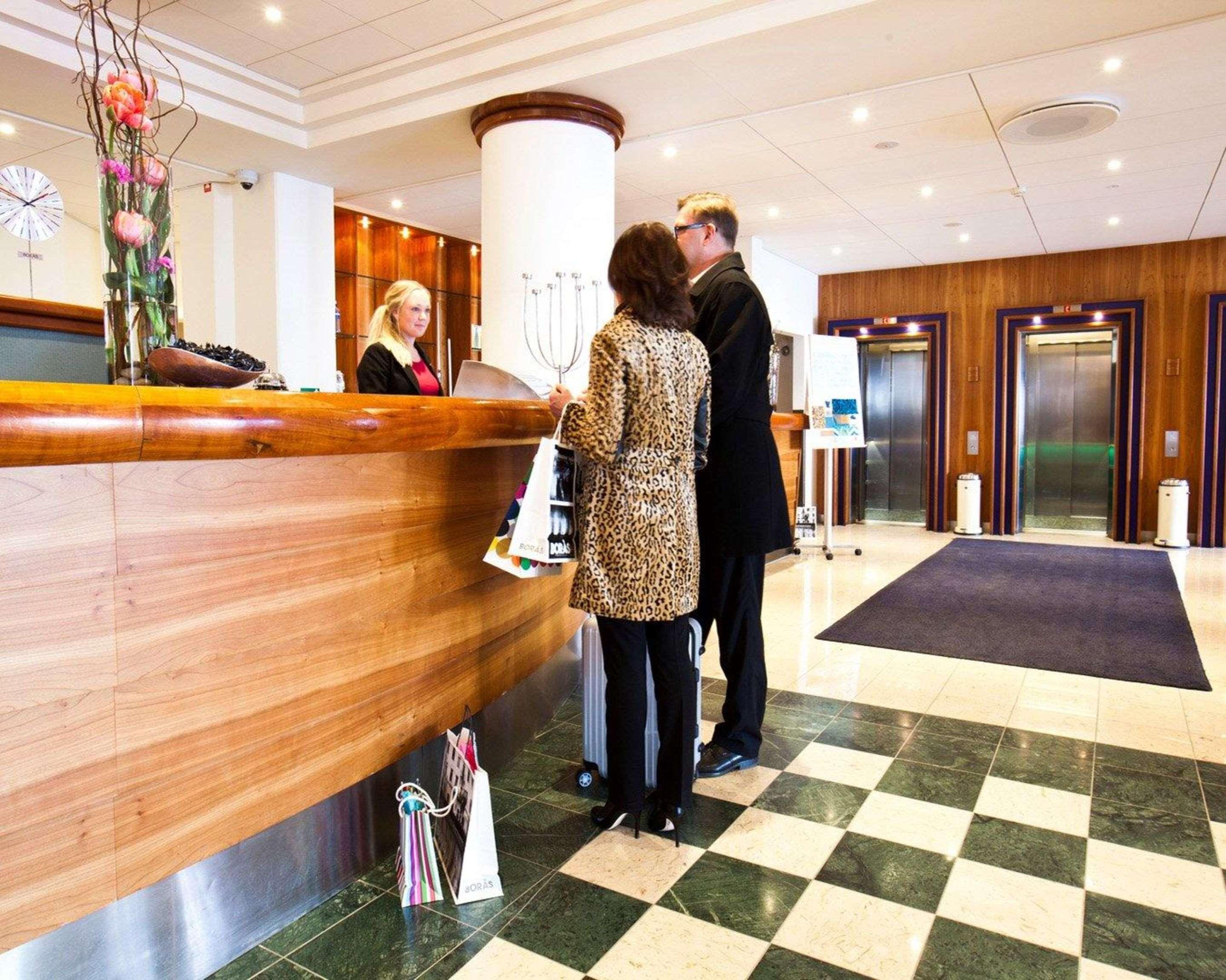 Quality Hotel Grand, Borås Buitenkant foto