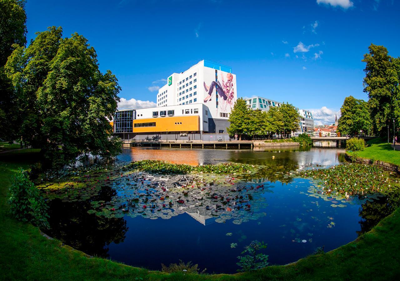 Quality Hotel Grand, Borås Buitenkant foto